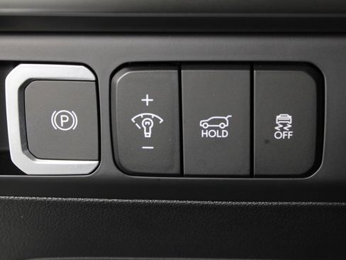 Certified 2026 Hyundai Santa Fe SEL FWD image 25