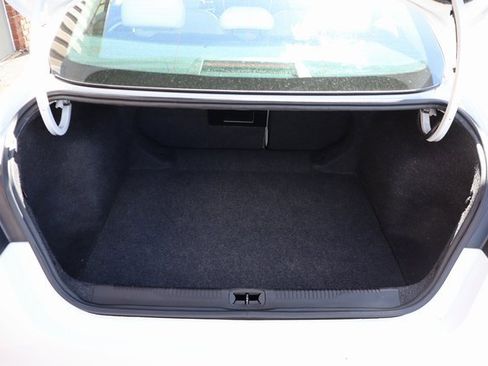 Used 2017 Chrysler 200 Limited Platinum w/ Comfort & Convenience Group image 34