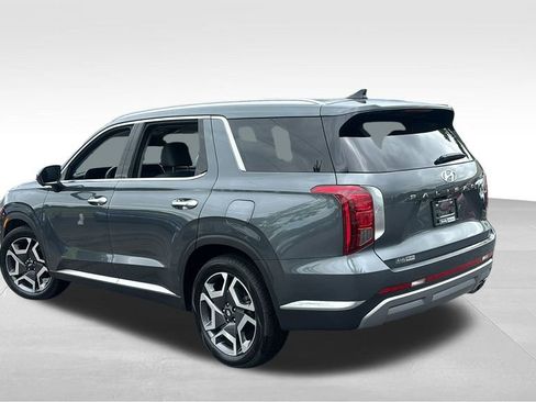 Used 2024 Hyundai Palisade Limited image 5