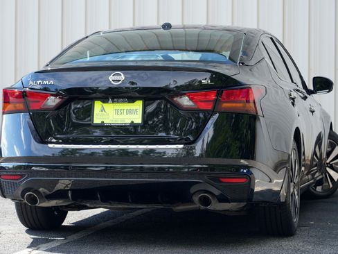 Used 2021 Nissan Altima 2.5 SL FWD image 4