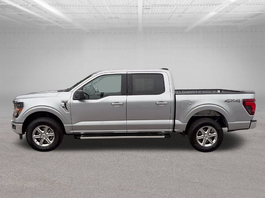 Used 2025 Ford F150 XLT w/ Equipment Group 301A Standard AWD/4WD image 3