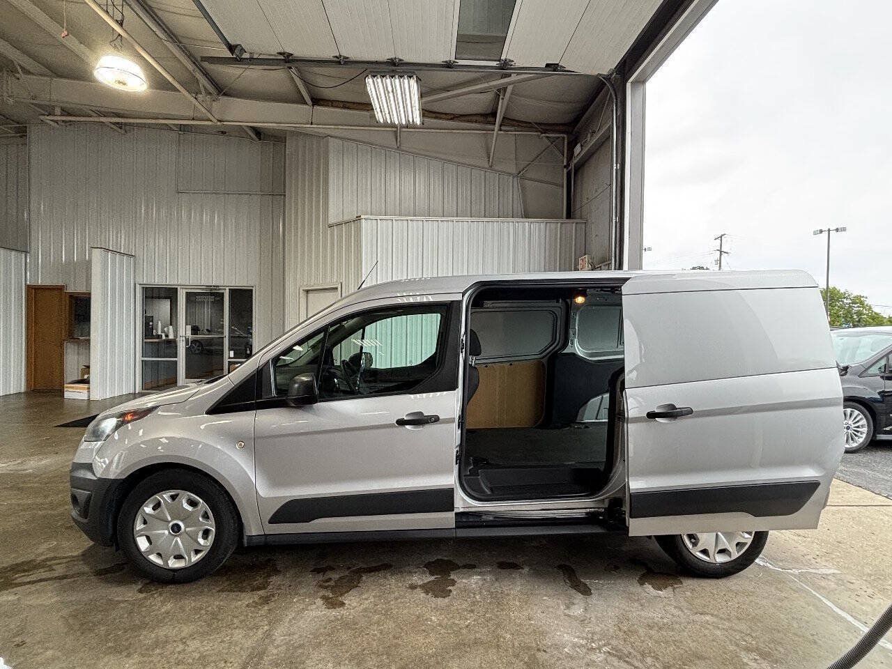Used 2016 Ford Transit Connect XL FWD image 2