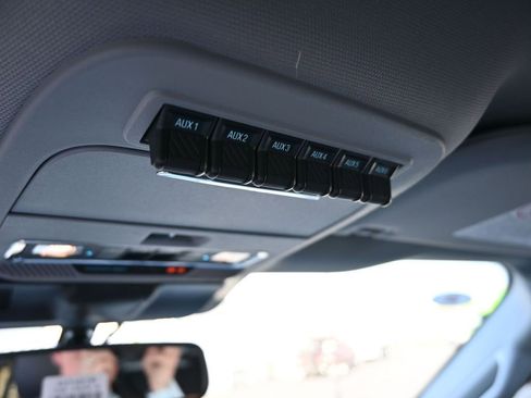 New 2025 Ford F350 Lariat w/ Lariat Ultimate Package image 32