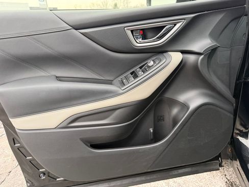 Used 2023 Subaru Forester Limited image 15