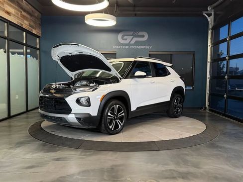 Used 2023 Chevrolet TrailBlazer LT w/ Convenience Package FWD image 24