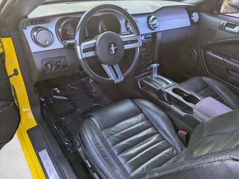 Used 2006 Ford Mustang GT Premium image 10