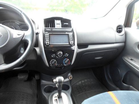 Used 2017 Nissan Versa Note SR w/ SR Tech Package FWD image 12