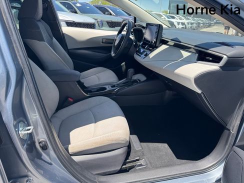 Used 2022 Toyota Corolla LE w/ LE Premium Package FWD image 24