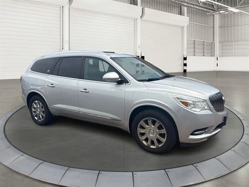 Used 2017 Buick Enclave Leather AWD/4WD image 7