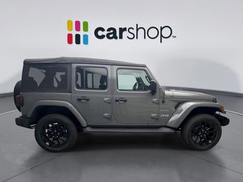Used 2021 Jeep Wrangler Unlimited Sahara w/ Cold Weather Group AWD/4WD image 6