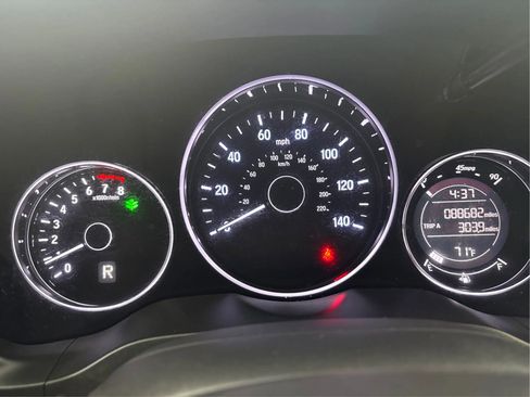 Used 2018 Honda HR-V LX image 23