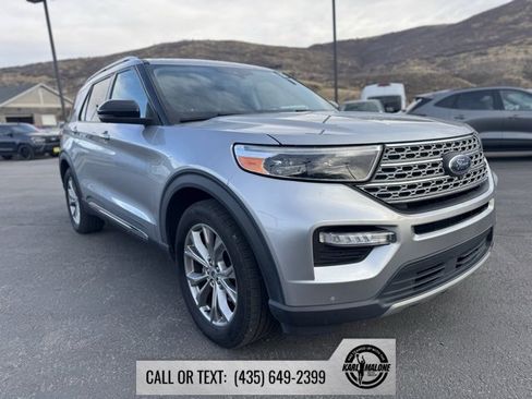 Used 2021 Ford Explorer Limited w/ Equipment Group 301A image 2
