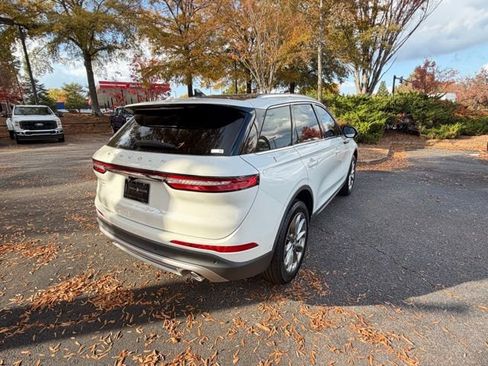 Certified 2021 Lincoln Corsair FWD w/ Premium Package image 7