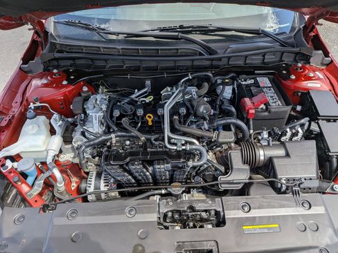 Used 2025 Nissan Altima 2.5 SV AWD/4WD image 34