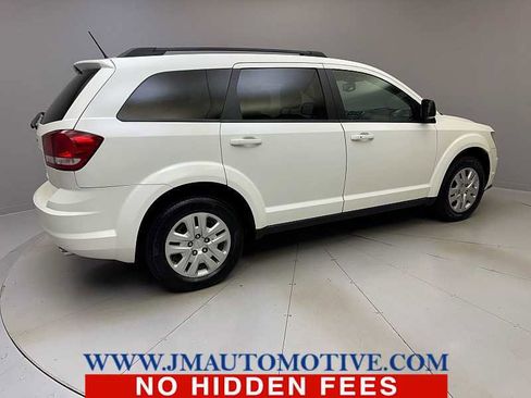 Used 2017 Dodge Journey SE w/ Popular Equipment Group image 5