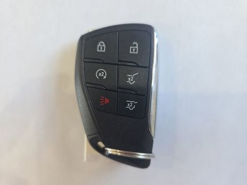 Used 2022 Chevrolet Suburban LT image 33