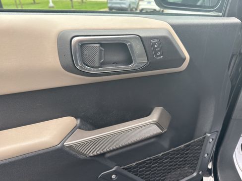 Used 2023 Ford Bronco Wildtrak AWD/4WD image 17
