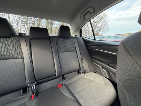 Used 2025 Toyota Camry LE image 36