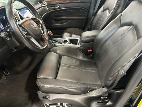 Used 2016 Cadillac SRX Luxury w/ Driver Awareness Package image 23