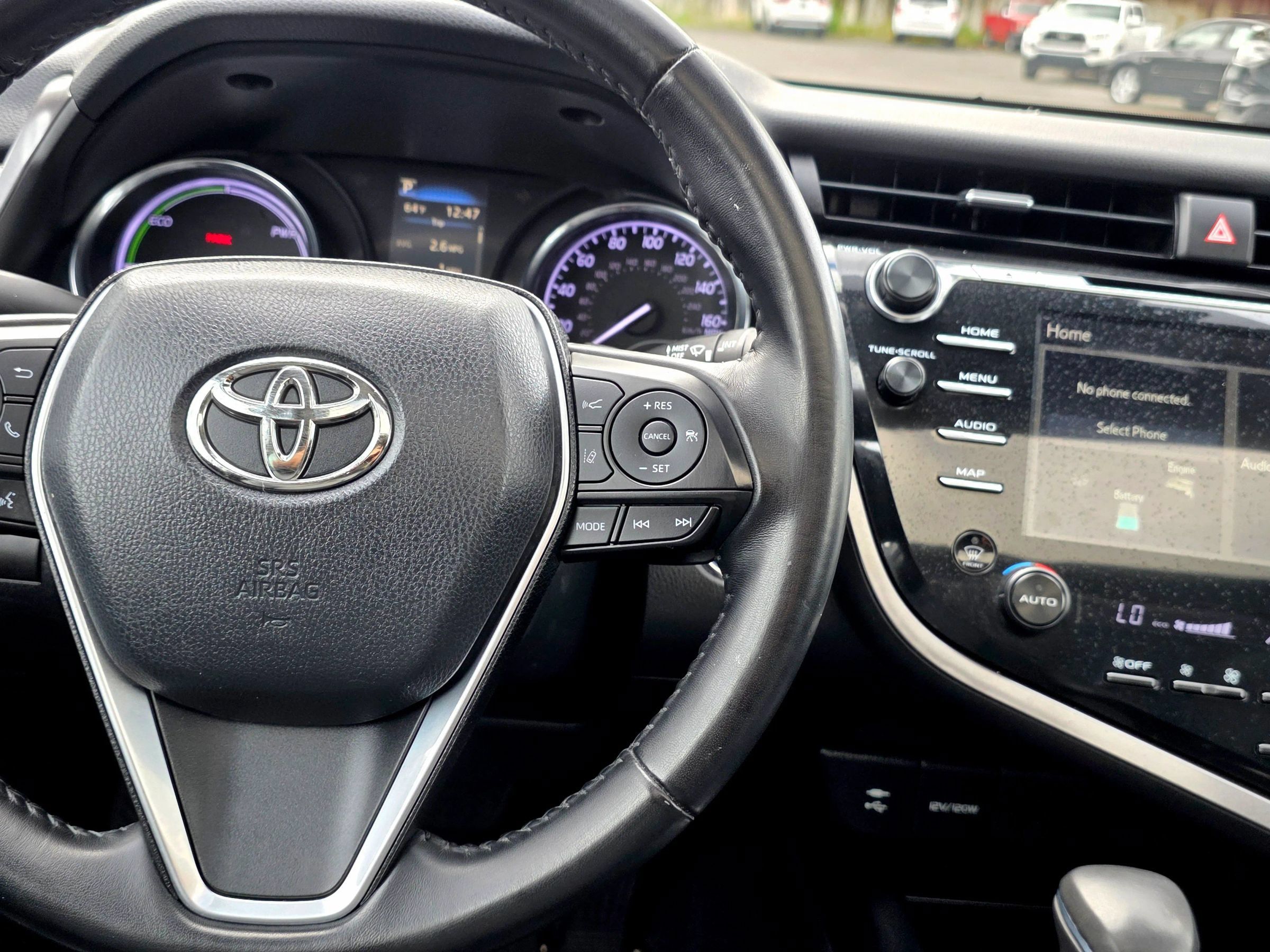 Used 2019 Toyota Camry SE w/ Audio Package FWD image 24