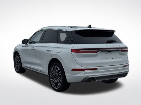 Certified 2022 Lincoln Corsair Reserve w/ Equipment Group 201A image 8