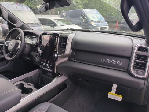 New 2026 RAM 1500 Big Horn AWD/4WD image 17