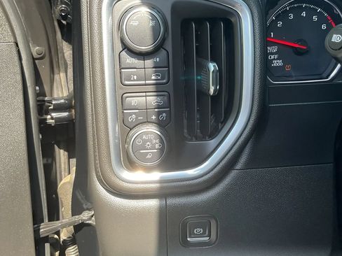 Used 2019 Chevrolet Silverado 1500 LTZ w/ LTZ Premium Package AWD/4WD image 27