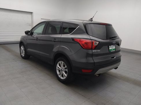 Used 2019 Ford Escape SE FWD image 3