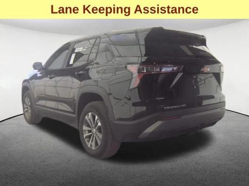Used 2025 Chevrolet Equinox LT AWD/4WD image 7