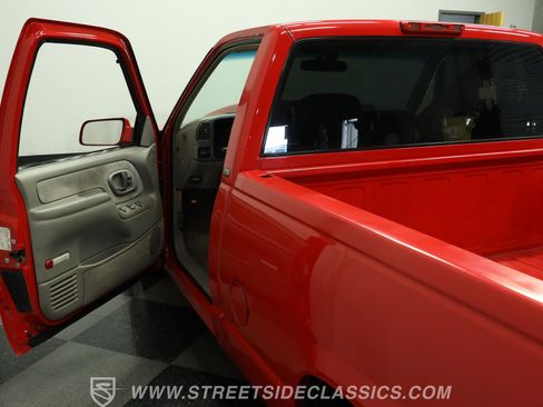 Used 1998 Chevrolet Silverado 1500 2WD Regular Cab w/ Preferred Equipment Group 2 image 33