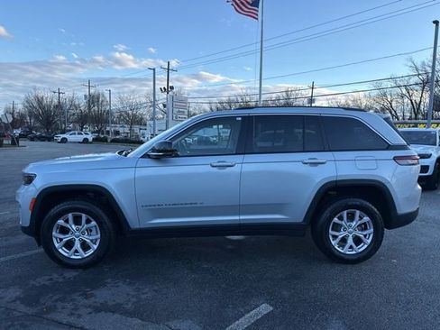 Certified 2022 Jeep Grand Cherokee Limited image 20