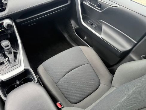 Used 2025 Toyota RAV4 LE FWD image 23