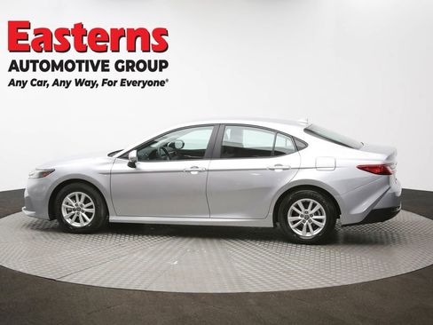 Used 2025 Toyota Camry LE image 63