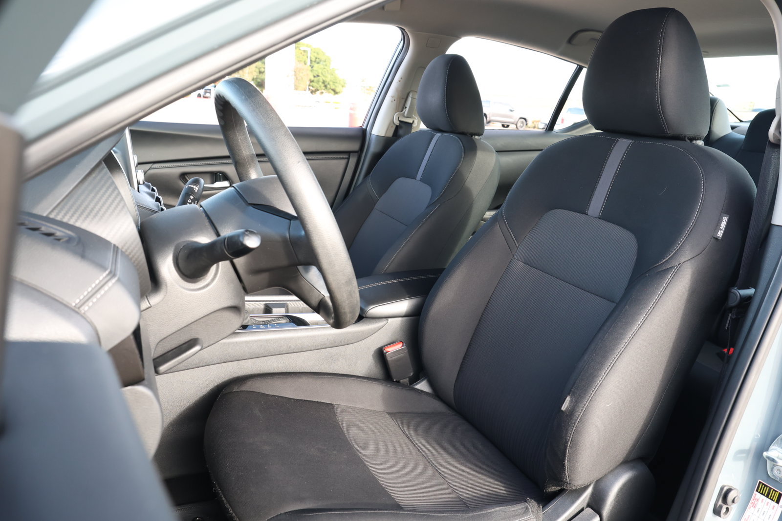 Used 2024 Nissan Sentra SV FWD image 26