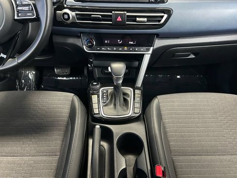Used 2023 Kia Seltos S w/ Navigation Package AWD/4WD image 11