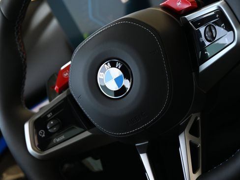 New 2027 BMW M5 w/ Executive Package AWD/4WD image 21