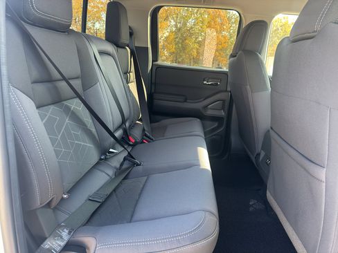 New 2026 Nissan Frontier SV w/ Tow Package image 17