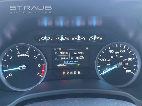 Used 2022 Ford F250 XLT w/ Black Appearance Package AWD/4WD image 14