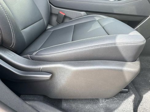 New 2026 Chevrolet Traverse LT w/ Driver Confidence Package image 12