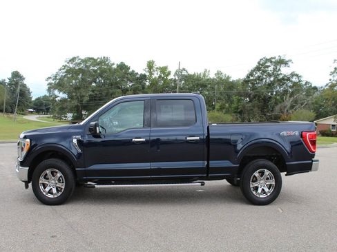 Used 2022 Ford F150 XLT w/ Equipment Group 302A High image 11