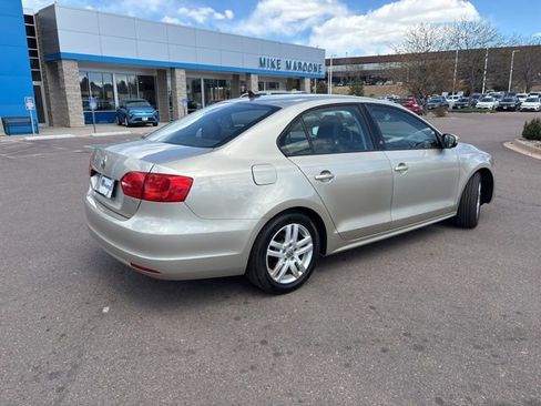 Used 2014 Volkswagen Jetta SE FWD image 6