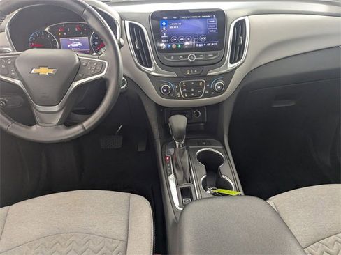 Used 2022 Chevrolet Equinox LT image 26