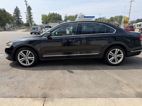 Used 2015 Volkswagen Passat TDI SE FWD image 6