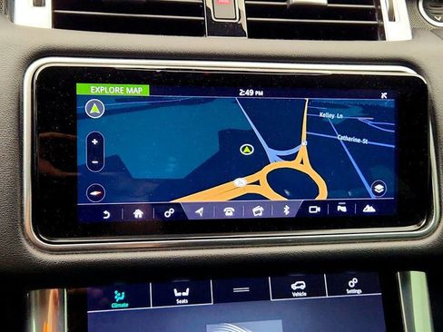 Used 2018 Land Rover Range Rover Sport SE AWD/4WD image 22