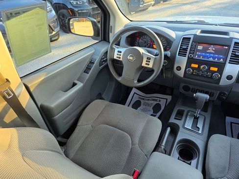 Used 2019 Nissan Frontier SV w/ Value Truck Package image 34