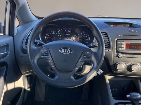 Used 2018 Kia Forte LX FWD image 5