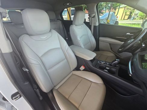 Used 2019 Cadillac XT4 Premium Luxury FWD image 40
