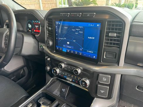 Used 2021 Ford F150 Lariat w/ Equipment Group 502A High AWD/4WD image 29