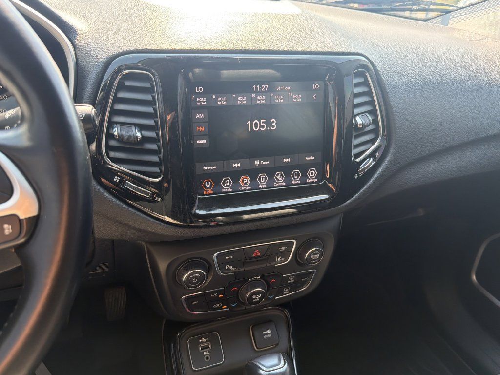 Used 2021 Jeep Compass Limited FWD image 24