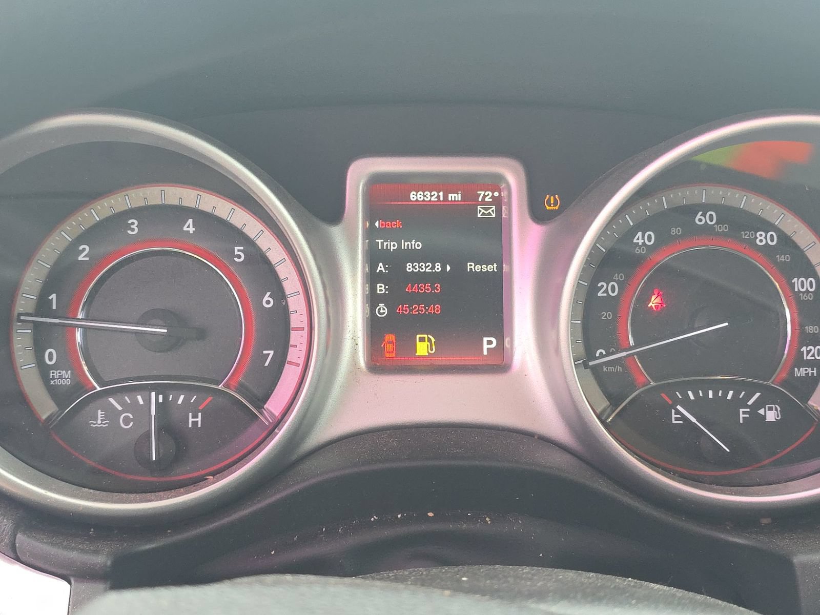 Used 2020 Dodge Journey SE w/ Blacktop Package FWD image 10